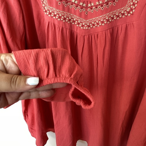 Torrid Plus Size 2 2X 18 20 Top Embroidered Fall Long‎ Sleeves Blouse NWT - Picture 4 of 8